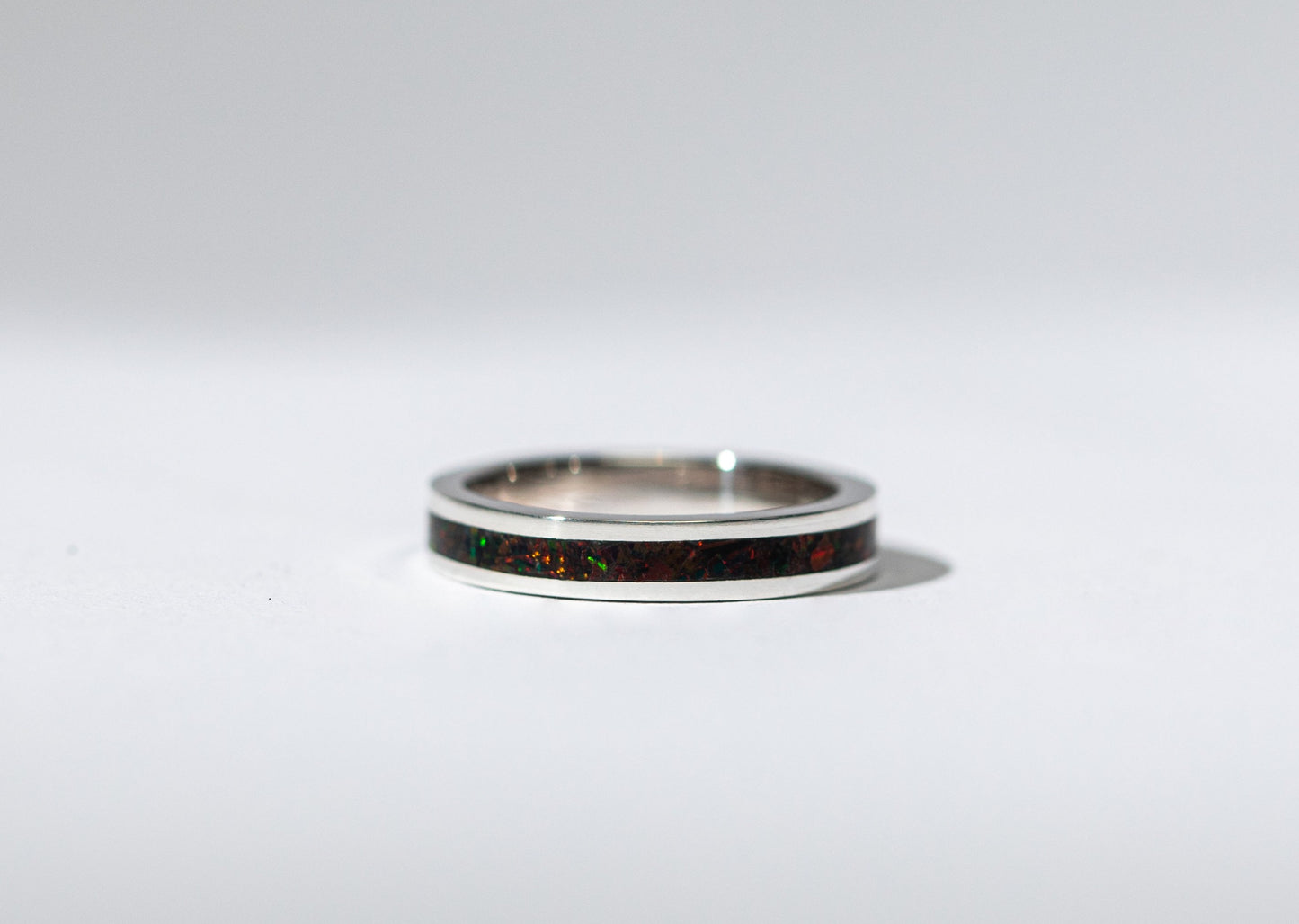 Keepsake Jewellery Singapore | Ashes to Jewellery | Cremation Ring